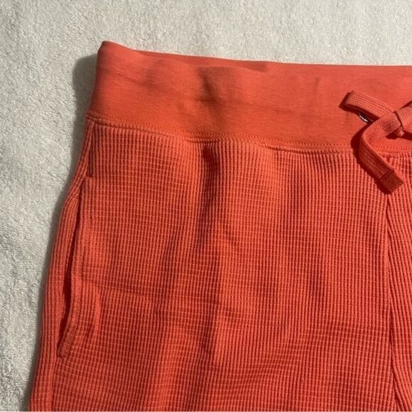 Calvin Klein Jeans Women's Waffle-Knit Mid-Rise Pull-on Shorts, Size XL, New - Picture 7 of 11